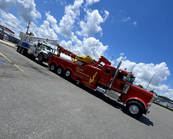 Elite Service Recovery & Towing - photo 2