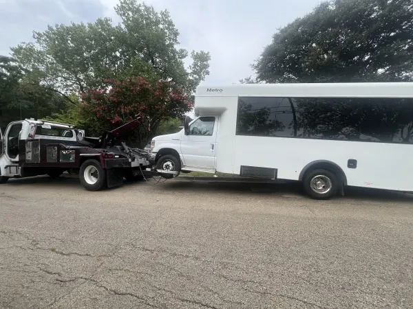 Plano Towing Company - photo 4