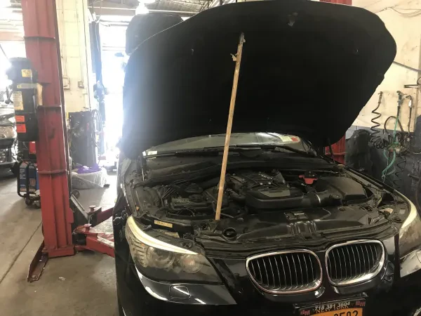 Carlos Alba Auto Repair - photo 3