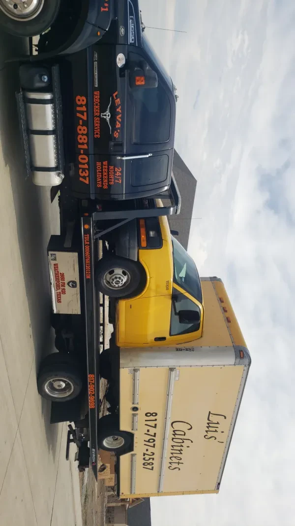 Leyva's Towing - photo 2