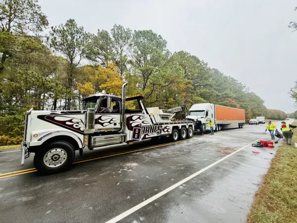 Barnes Towing & Wrecker Service 24hr AAA - photo 2