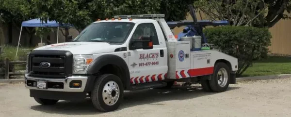 Black's Towing - photo 2
