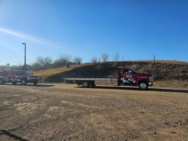 HD Recovery & Towing - photo 4