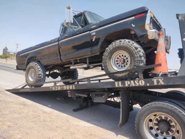 Checkered Flag Towing - photo 2