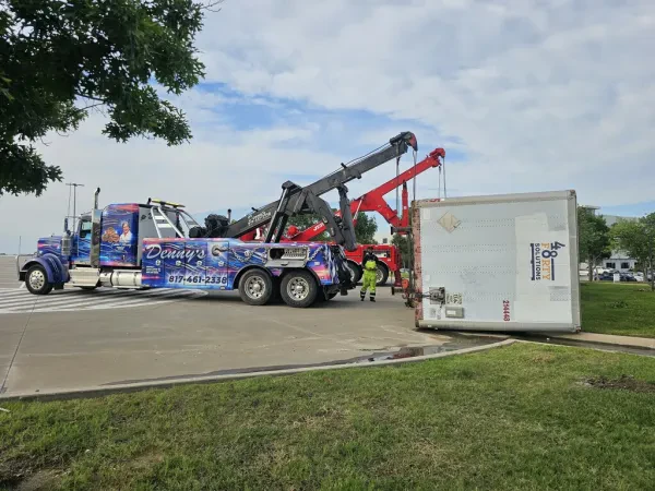 Denny's Towing - photo 2