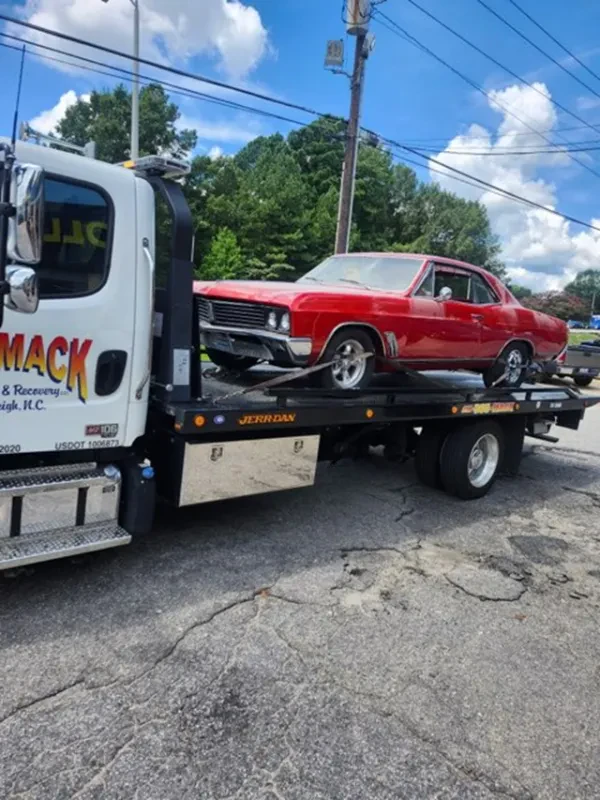 Big Mack Towing & Recovery LLC - photo 3