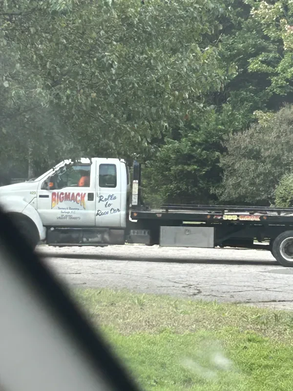 Big Mack Towing & Recovery LLC - photo 4