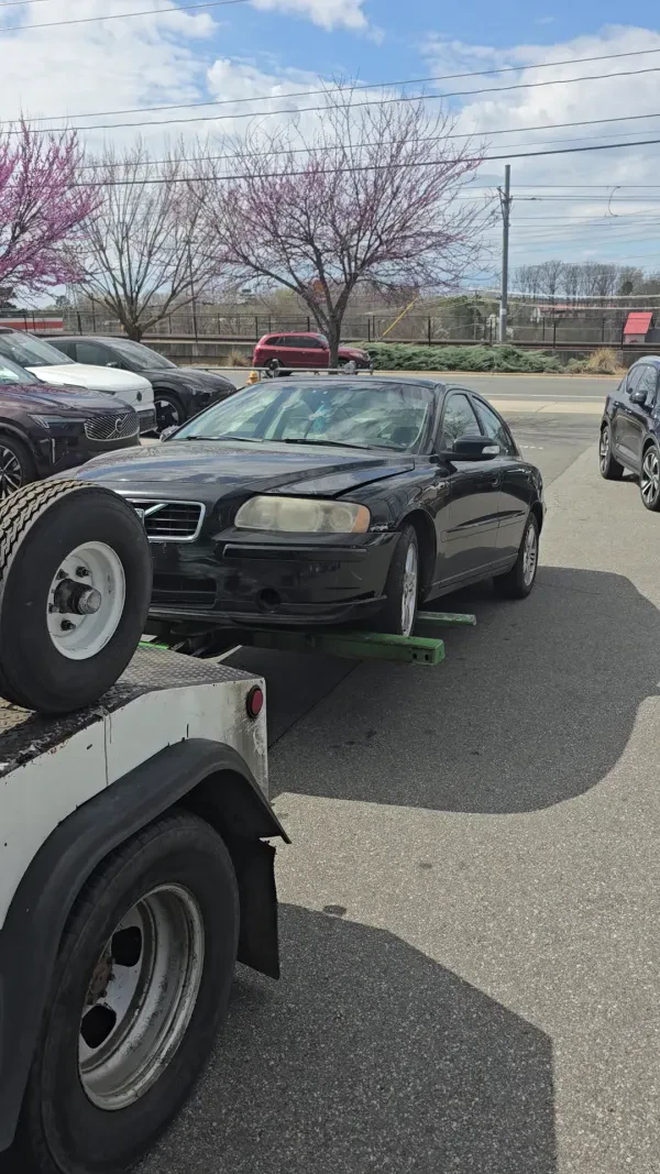 Nellys & Vals Towing - photo 3