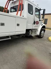Chacon Towing & Roadside Assistance