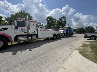 pinx wrecker llc