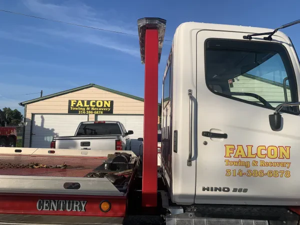 Falcon Towing & Recovery - photo 4