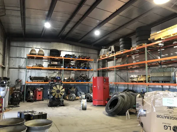 Phoenix Trucks & Parts - photo 3