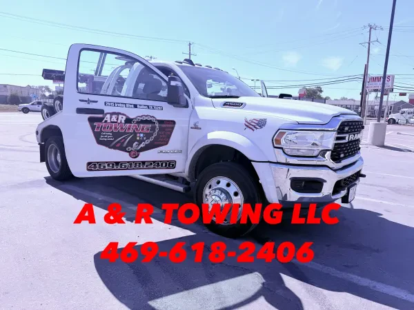 A & R TOWING LLC - photo 3