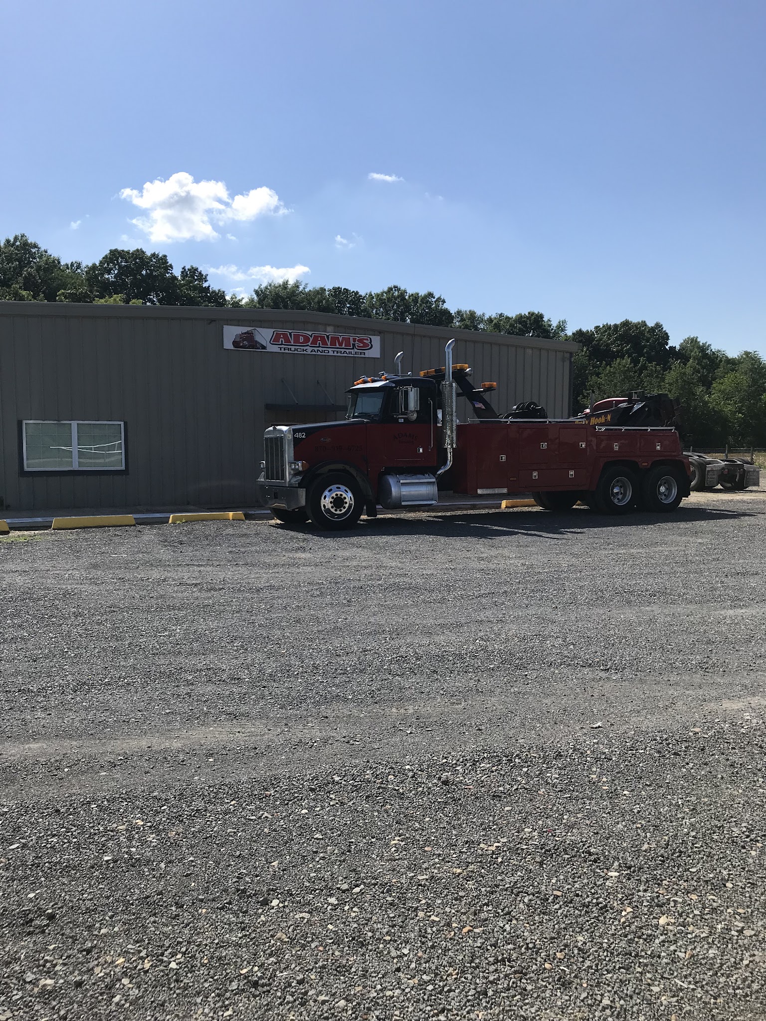 Adam's Towing