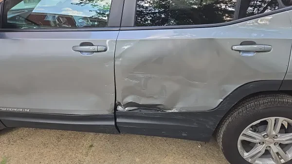 Enneking Auto Body Batesville - photo 4