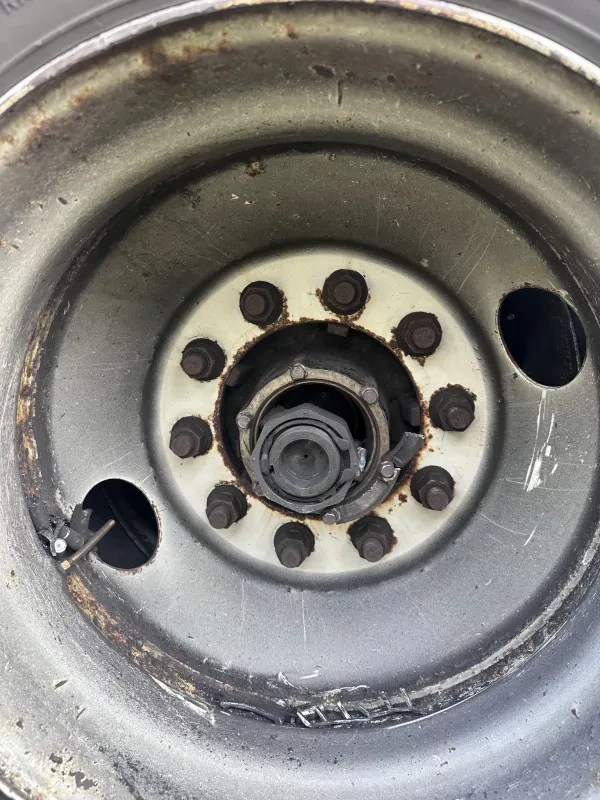 Great Lakes Repair and Towing - photo 3