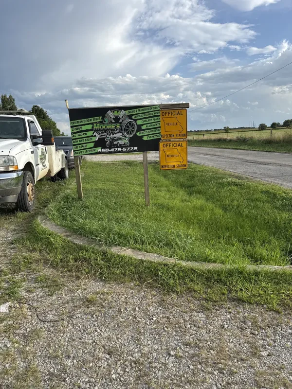 Moore’s Towing & Auto Repair - photo 3