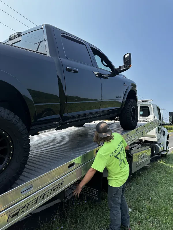 Kovi Towing LLC - photo 4