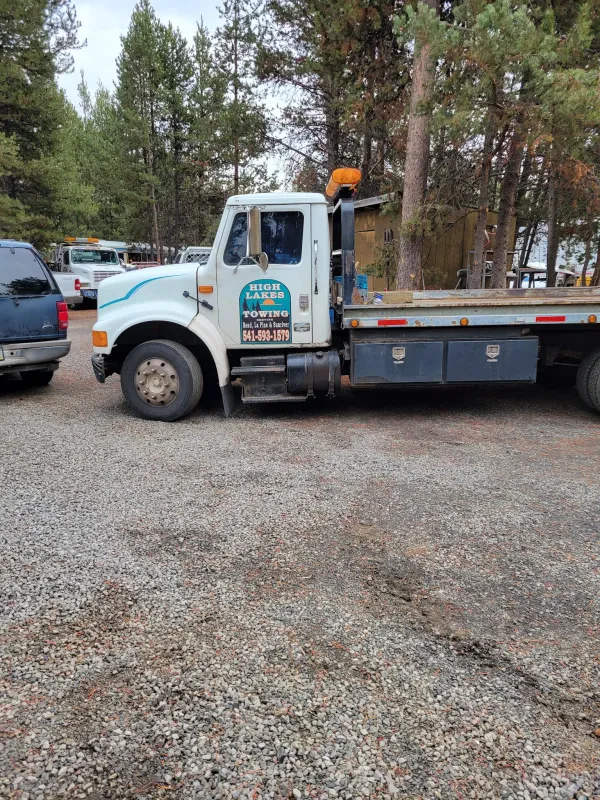 High Lakes Towing & Recovery - photo 3