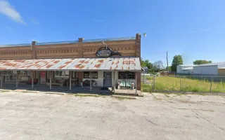 Junkyard Bar n Grill