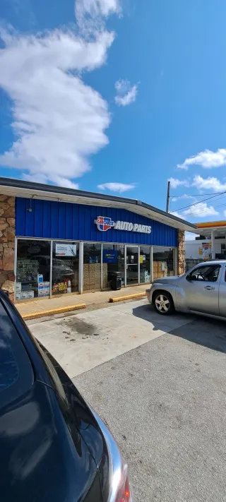 OZZY'S AUTO PARTS LLC