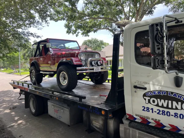 Clear Lake Towing - photo 4