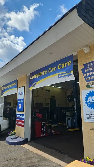 WILKINSONS TIRE & AUTO