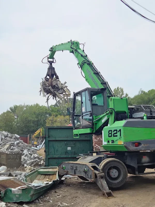Stoltz Recycling LLC - photo 2
