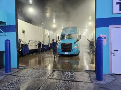 Blue Beacon Truck Wash of Walcott, IA - photo 4