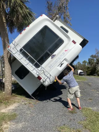 Sparks & Rec Mobile RV Repair