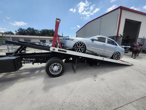 Unique Pro Towing - photo 4