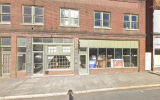 Earl’s Automotive and Roadside Repair