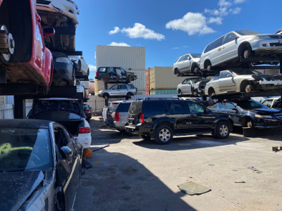 Blocked Driveway Towing JunkYard in Hempstead Township (NY) - photo 4