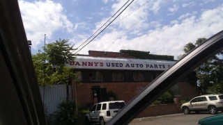 Vince Auto Help JunkYard in Dearborn (MI) - photo 4