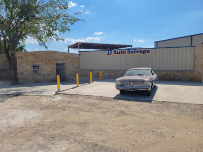 Mr Ed's (JJ Auto Salvage) JunkYard in Arlington (TX) - photo 1