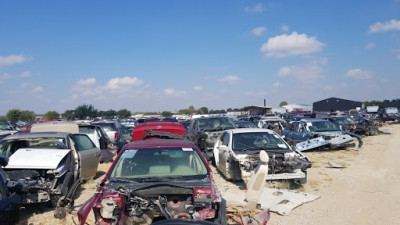 Texas Auto Recyclers JunkYard in Arlington (TX) - photo 3