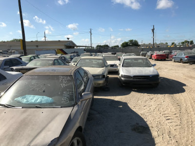 Garland Auto Recyclers & Auto Parts JunkYard in Dallas (TX) - photo 2