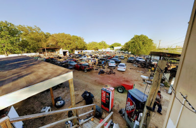 Kleburg Auto Salvage JunkYard in Dallas (TX) - photo 1