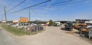 Owassa Auto Sales & Auto Parts JunkYard in Edinburg (TX) - photo 2