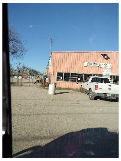 Little John's Wrecking Yard JunkYard in Haltom City (TX) - photo 1