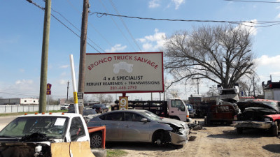 Bronco Auto & Truck Salvage JunkYard in Houston (TX) - photo 3