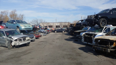 A Auto Crusher JunkYard in Dallas (TX) - photo 1