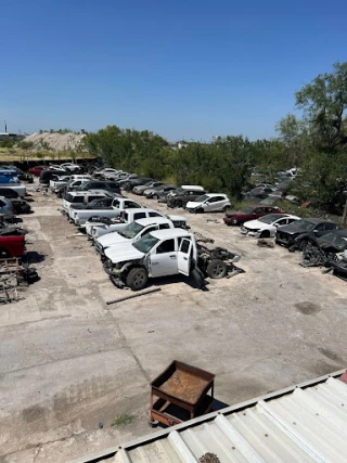 M 3 Auto Parts JunkYard in Alamo (TX) - photo 4