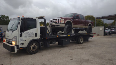 Genie Towing JunkYard in Pasadena (TX) - photo 1