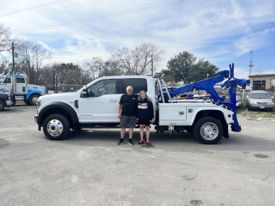 Eagle Round Rock Towing & Wrecker Service JunkYard in Round Rock (TX) - photo 2