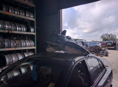 National Auto & Truck JunkYard in San Antonio (TX) - photo 2