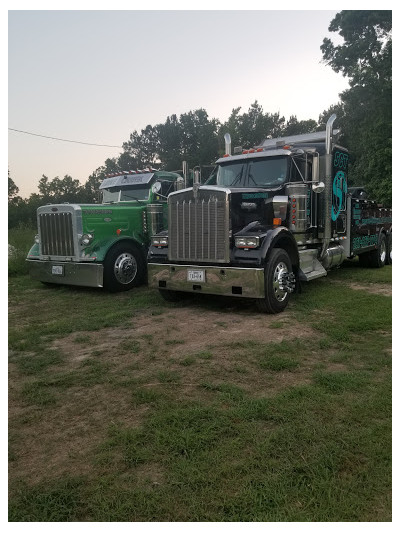 Slinky's Wrecker JunkYard in New Caney (TX) - photo 2