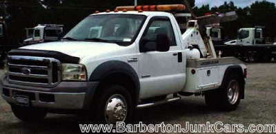 Barberton Junk Cars JunkYard in Akron (OH) - photo 1