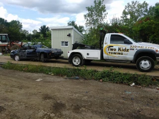 Shakers Auto Salvage - photo 1