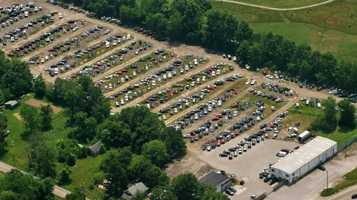 Lindale Auto Parts JunkYard in New Richmond (OH)